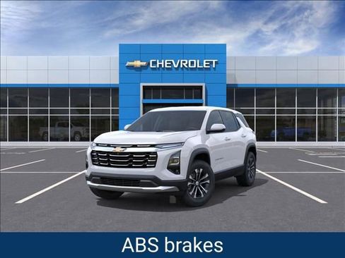 New 2026 Chevrolet Equinox LT image 9