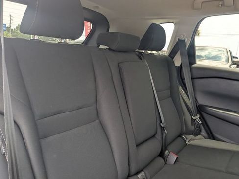 Used 2024 Nissan Rogue S FWD image 29