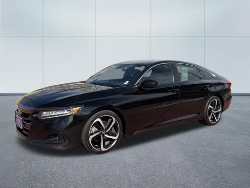 Used 2022 Honda Accord Sport image 3