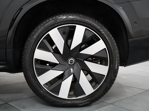 Used 2024 Volvo XC90 T8 Plus AWD/4WD image 34