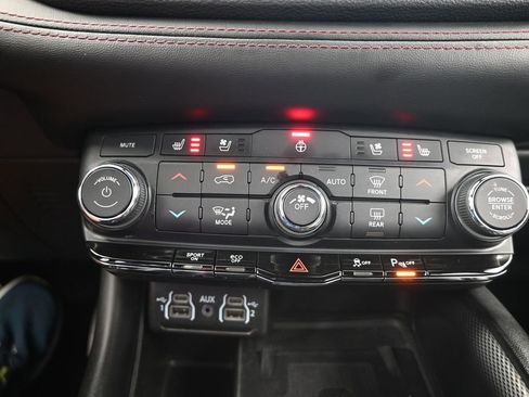 Used 2022 Dodge Durango R/T image 24