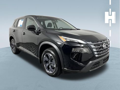 Used 2026 Nissan Rogue SV FWD image 1
