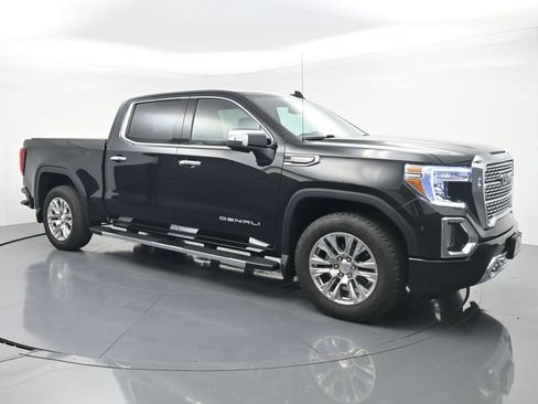 Used 2021 GMC Sierra 1500 Denali w/ Driver Alert Package II AWD/4WD image 7