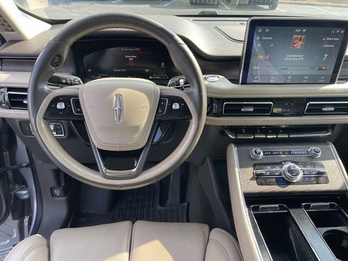 Used 2020 Lincoln Aviator Reserve w/ Equipment Group 202A AWD/4WD image 13