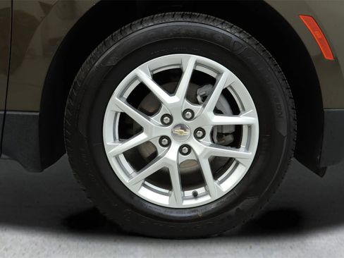 Used 2024 Chevrolet Equinox LT image 35