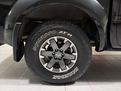 Used 2017 Nissan Frontier PRO-4X w/ Pro-4x Luxury Package image 9