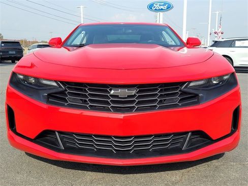 Used 2022 Chevrolet Camaro LT image 15