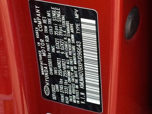 Certified 2023 Genesis GV70 2.5T w/ Sport Prestige Package image 29