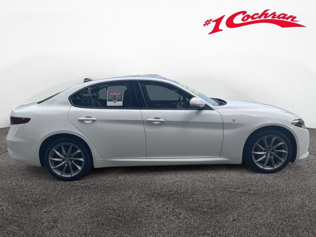 Used 2022 Alfa Romeo Giulia Ti w/ Active Assist Plus Package AWD/4WD image 6