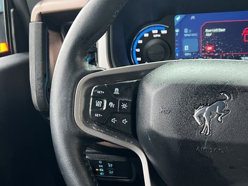 Used 2022 Ford Bronco Outer Banks image 19