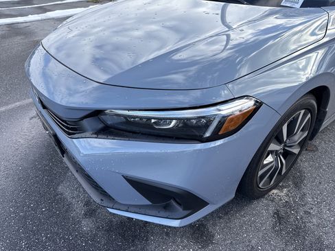Used 2024 Honda Civic EX image 6