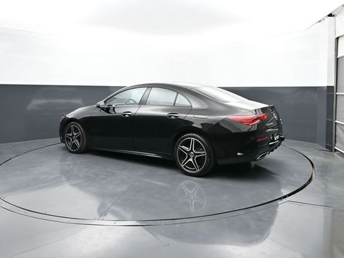 Used 2023 Mercedes-Benz CLA 250 4MATIC image 7