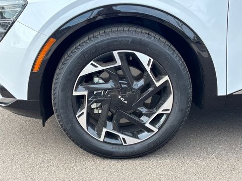 Certified 2025 Kia Sportage SX FWD image 10