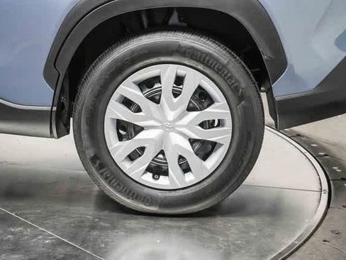 Certified 2022 Toyota Corolla Cross L image 11