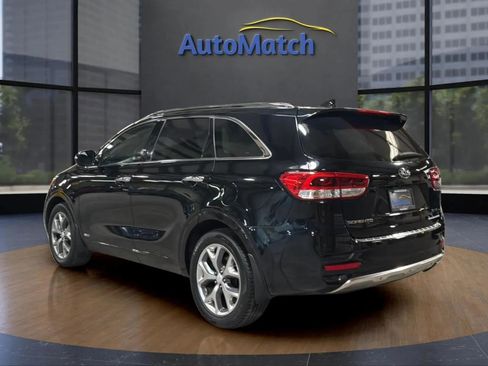 Used 2017 Kia Sorento SX image 9