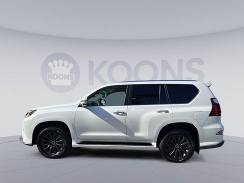 Used 2022 Lexus GX 460 Luxury w/ Sport Design Package AWD/4WD image 7