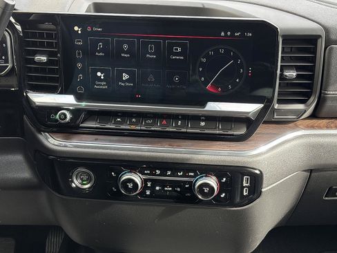 Used 2024 GMC Sierra 1500 SLT AWD/4WD image 21