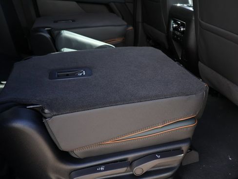 New 2026 GMC Yukon XL AT4 w/ AT4 Premium Plus Package image 14