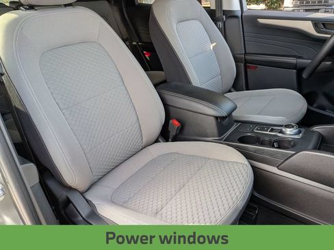 Used 2022 Ford Escape SE w/ SE Sport Appearance Package FWD image 31