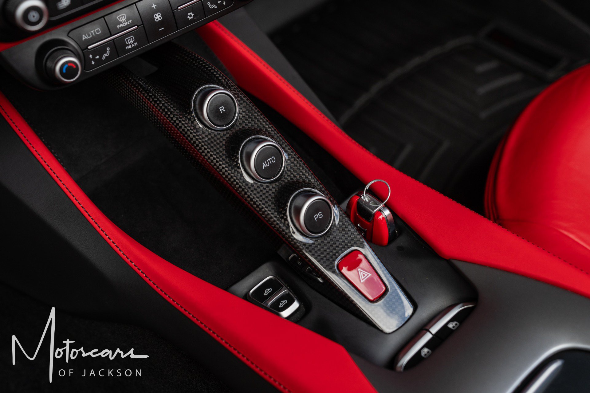 Used 2019 Ferrari Portofino RWD image 36