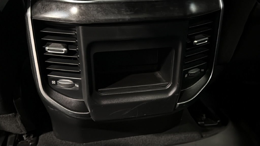 Used 2019 RAM 1500 Big Horn AWD/4WD image 17