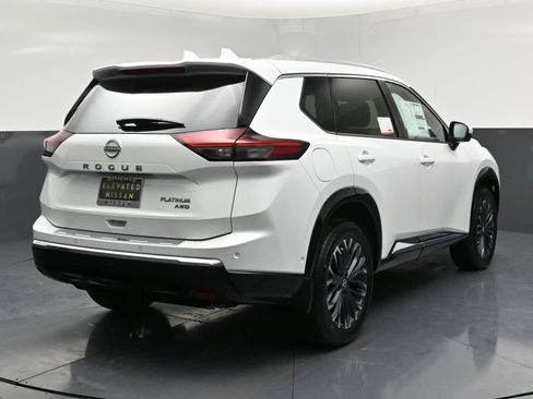 New 2026 Nissan Rogue Platinum w/ Tech Package image 4