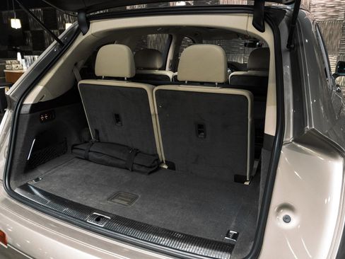 Used 2017 Audi Q7 3.0T Prestige w/ Prestige Package image 54