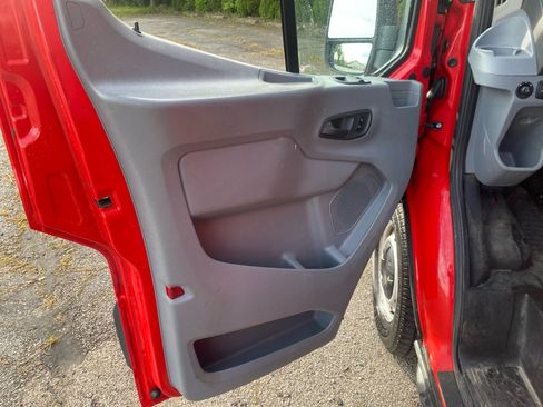 Used 2018 Ford Transit 150 130 Low Roof RWD image 10