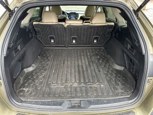 Used 2020 Subaru Outback Limited XT w/ Popular Package #2 image 9