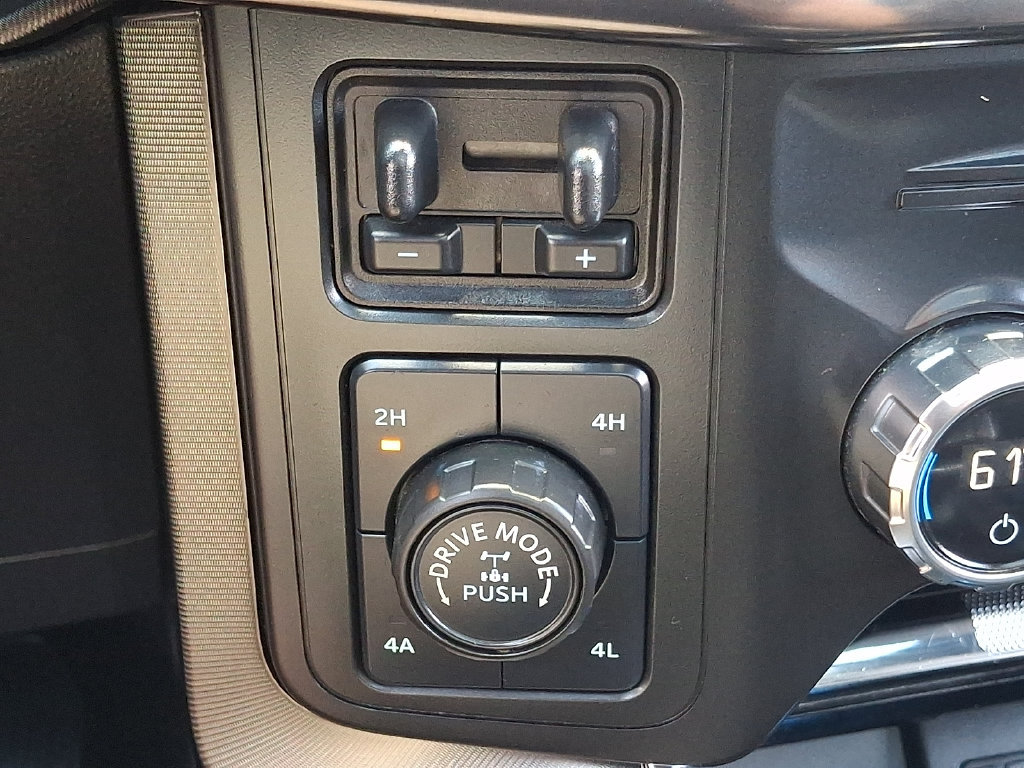 Used 2021 Ford F150 Platinum w/ FX4 Off-Road Package AWD/4WD image 29