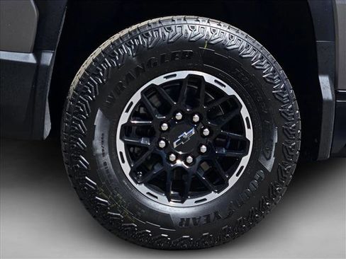 New 2026 Chevrolet Silverado EV Trail Boss w/ Plus Package image 11