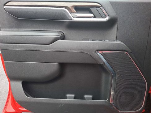 Used 2023 Chevrolet Silverado 1500 LT image 13