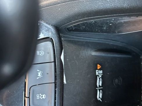 Used 2022 Chevrolet TrailBlazer RS w/ Sun and Liftgate Package image 33