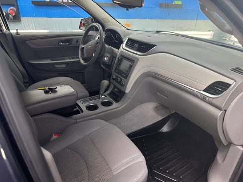 Used 2013 Chevrolet Traverse LS image 6