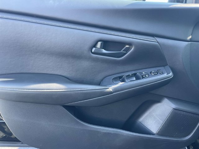 Used 2025 Nissan Sentra S FWD image 14