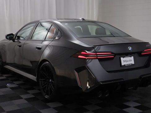 New 2026 BMW M5 w/ Executive Package image 18