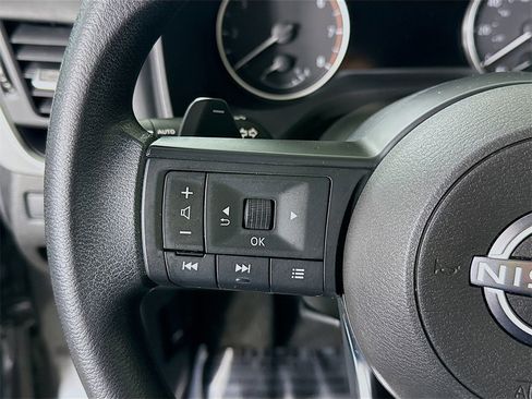 Certified 2023 Nissan Rogue S image 20