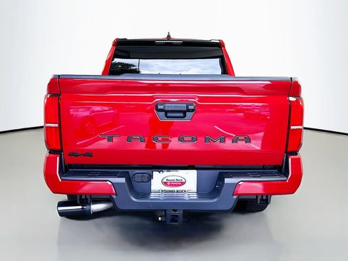 Certified 2026 Toyota Tacoma SR5 AWD/4WD image 6