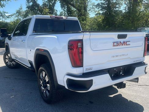 Used 2025 GMC Sierra 2500 Denali w/ Denali Reserve Package AWD/4WD image 4