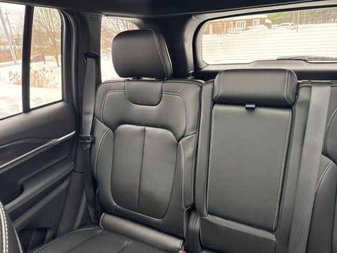 New 2026 Jeep Grand Cherokee Limited image 14