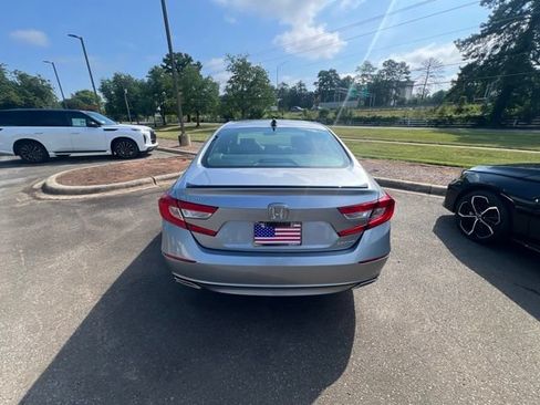 Used 2022 Honda Accord Sport image 4