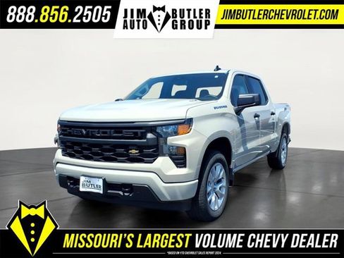 New 2026 Chevrolet Silverado 1500 Custom AWD/4WD image 1