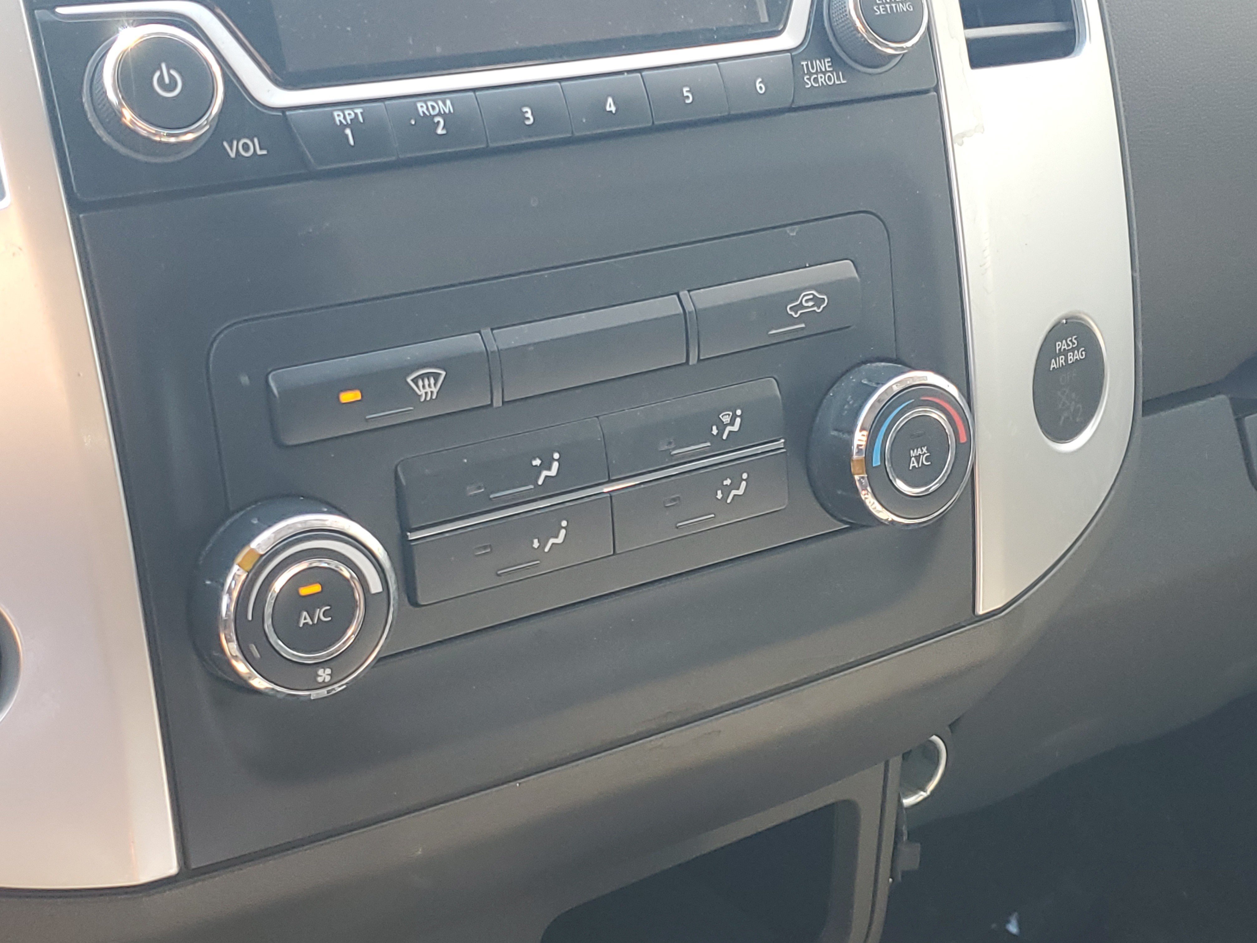 Used 2016 Nissan Frontier SV AWD/4WD image 26
