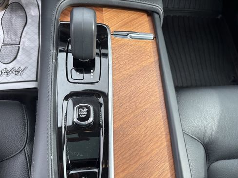 Certified 2023 Volvo XC90 B6 Plus w/ Protection Package Premier AWD/4WD image 19