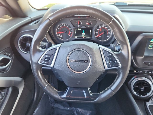 Used 2018 Chevrolet Camaro LT RWD image 33