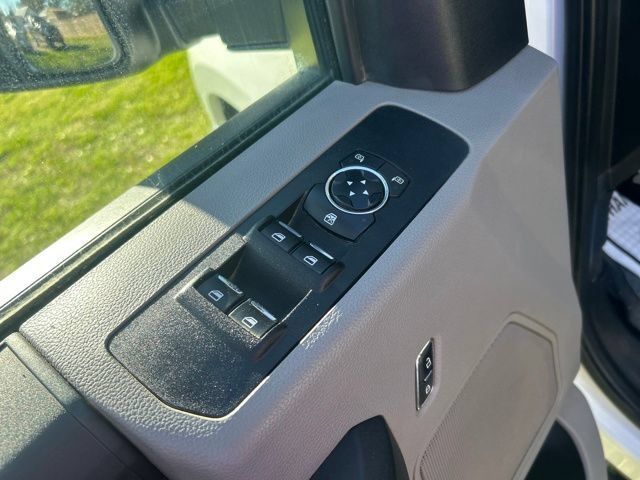 Used 2020 Ford F350 XL w/ Power Equipment Group AWD/4WD image 11