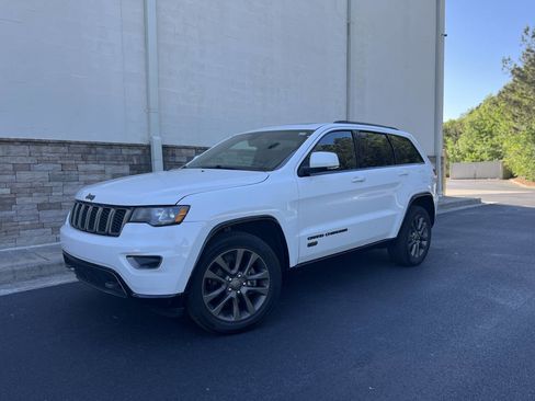 Used 2016 Jeep Grand Cherokee Limited 75th Anniversary image 2