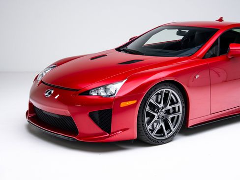 Used 2012 Lexus LFA image 22