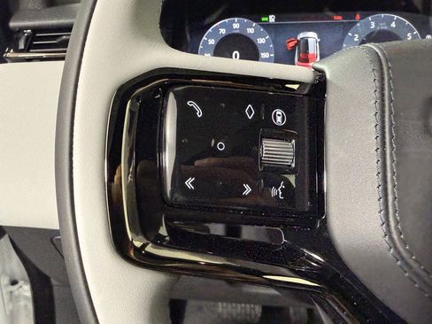 New 2026 Land Rover Range Rover Velar S image 17