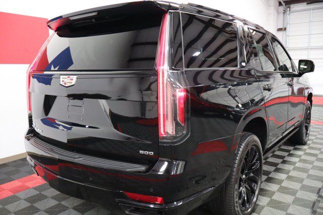 Used 2021 Cadillac Escalade Sport Platinum RWD image 31